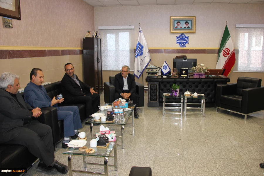 دیدار مدیرکل آموزش فنی و حرفه ای با رئیس دانشگاه ملی مهارت واحد استان زنجان 2
