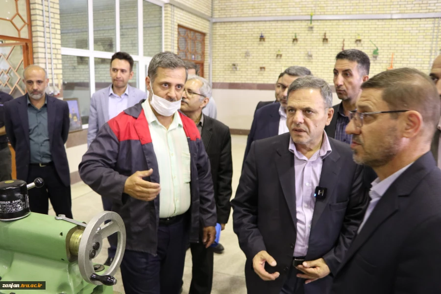 بازدید استاندار زنجان  از دانشگاه ملی مهارت استان زنجان 6